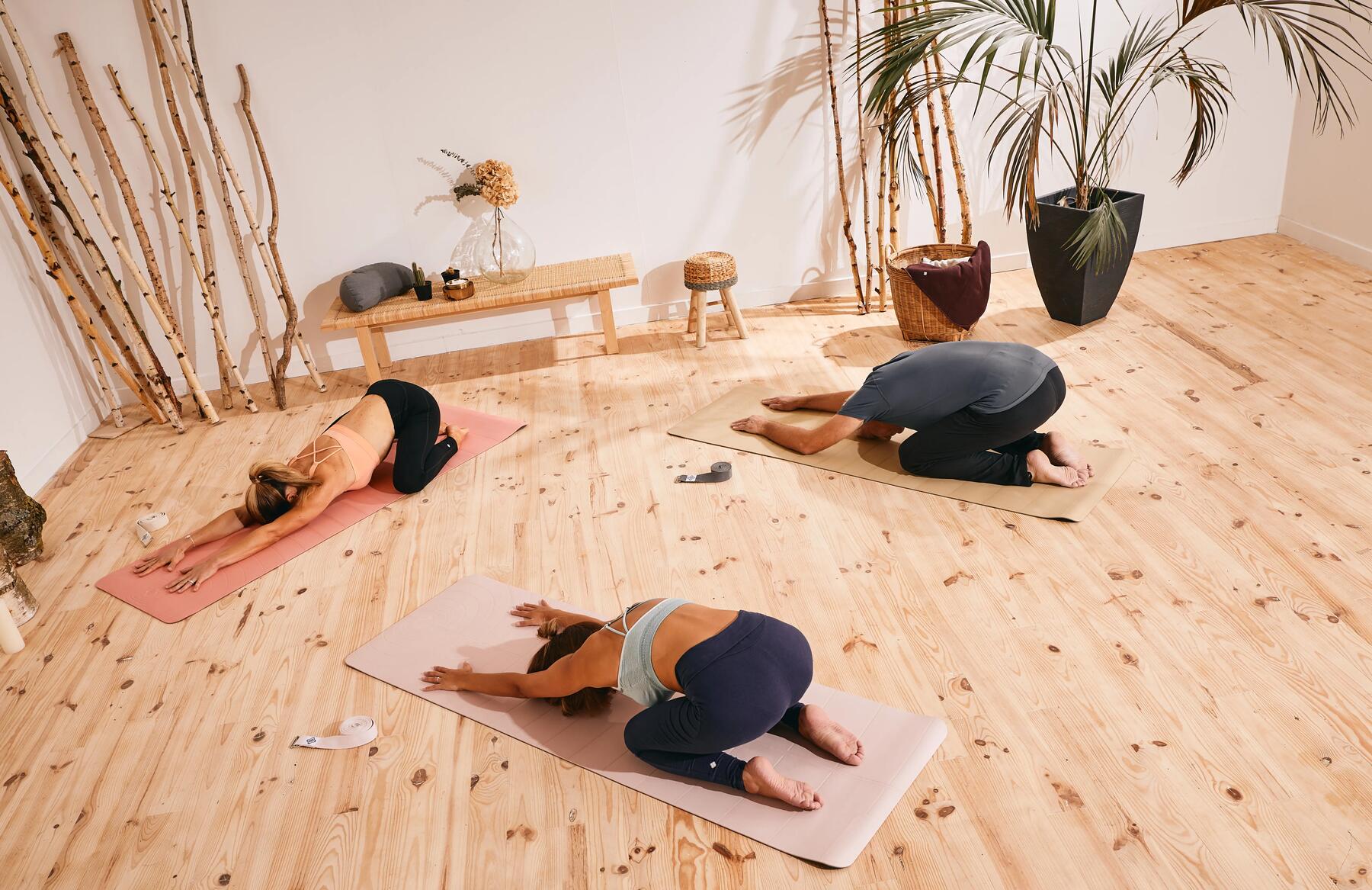 YOGA balasana