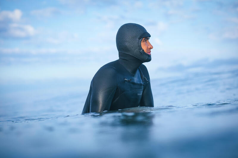 Pourquoi surfer avec une cagoule néoprène en hiver ?