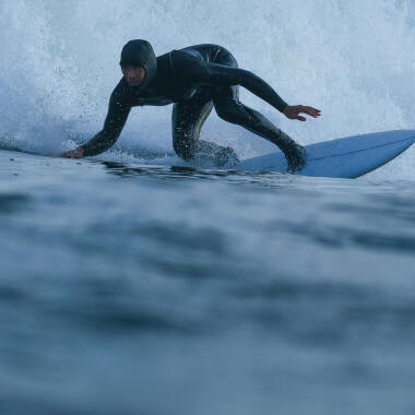 comment choisir mon équipement de surf pour l'hiver