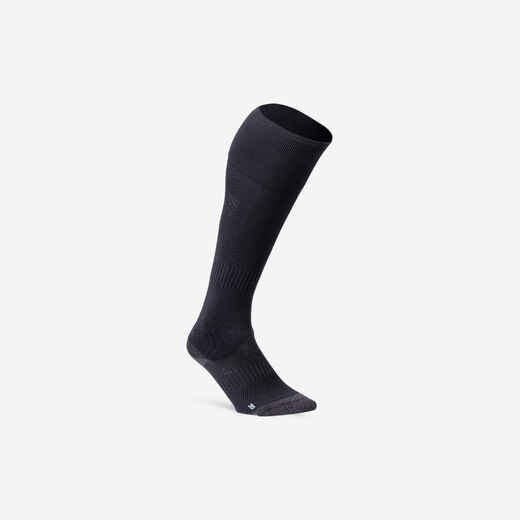 
      Ponožky pre dospelých FH900 na pozemný hokej čierne
  