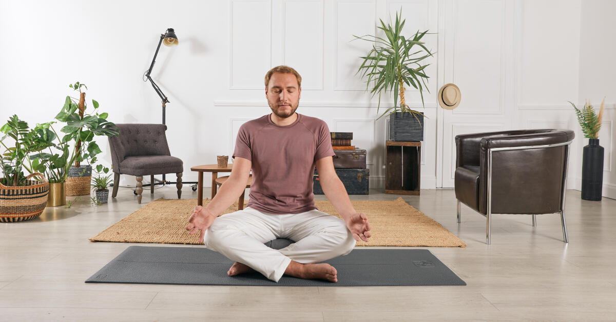 Pourquoi utiliser un tapis de méditation ? - Créez votre espace pour  méditer