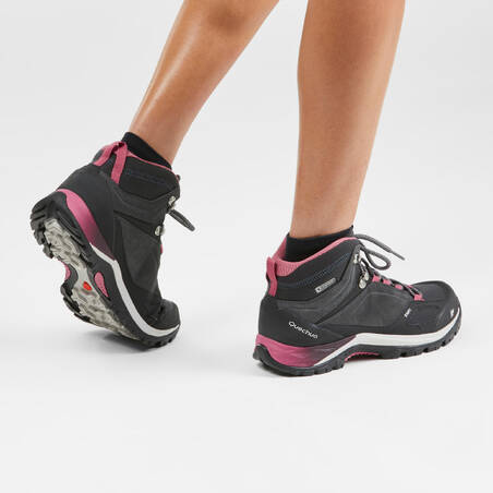 Sepatu Bot Hiking Anti Air Wanita Sedang MH500 - Abu-abu/Pink