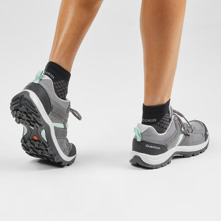 Chaussures de randonnée montagne - MH100 gris/vert- Femme