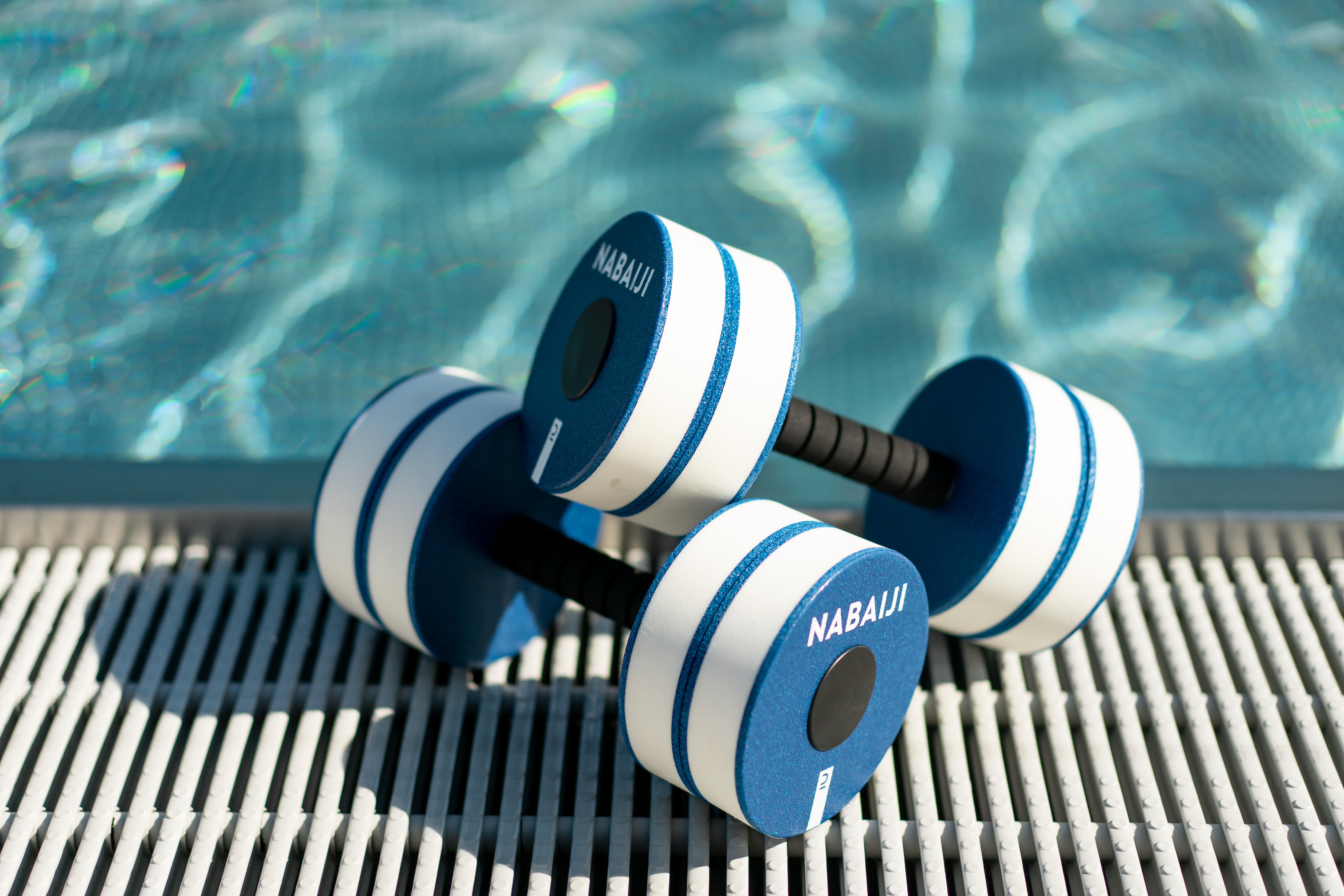 Paire d’haltères aquatiques en mousse - Aquagym bleu blanc - NABAIJI