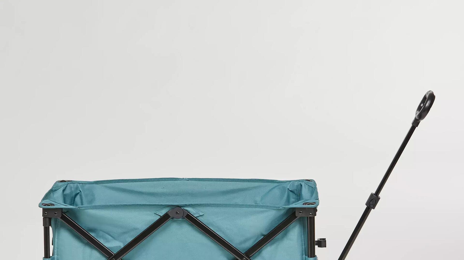 Geländetauglicher Transportwagen für Campingausrüstung