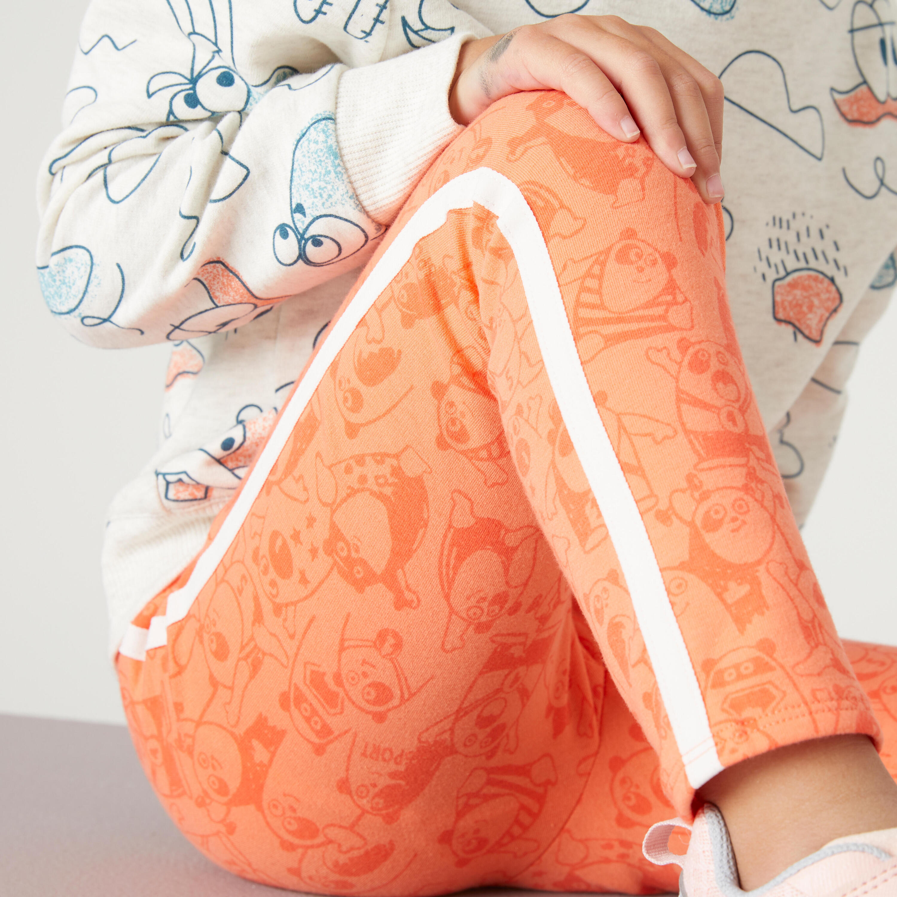 Kids' Warm Leggings 120 - Coral with Patterns 6/6