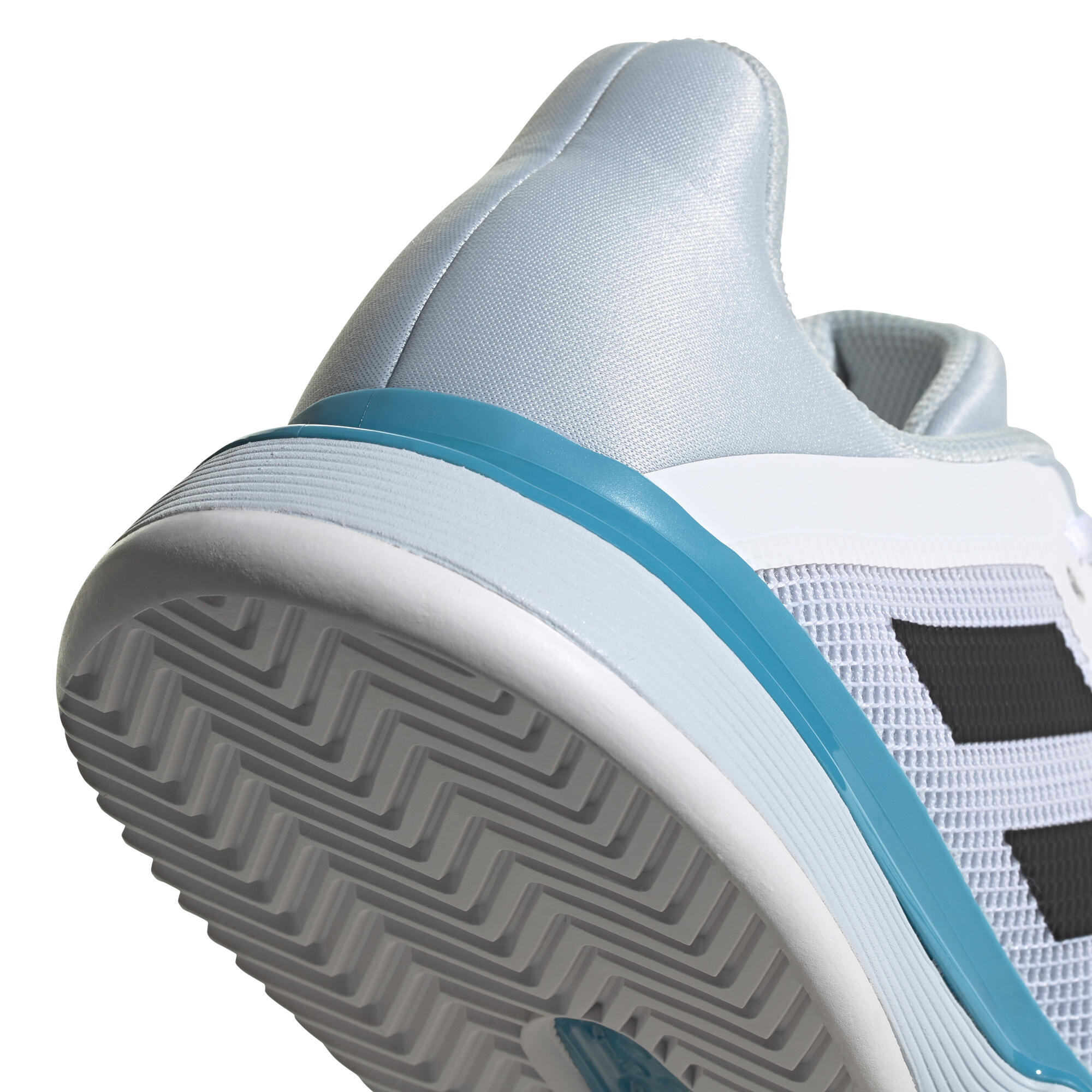 multi court tennis shoes