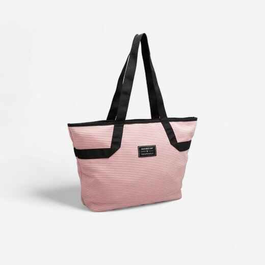 
      The sport tote: a must-have for your fitness kit. For the gym... or anywhere!
  