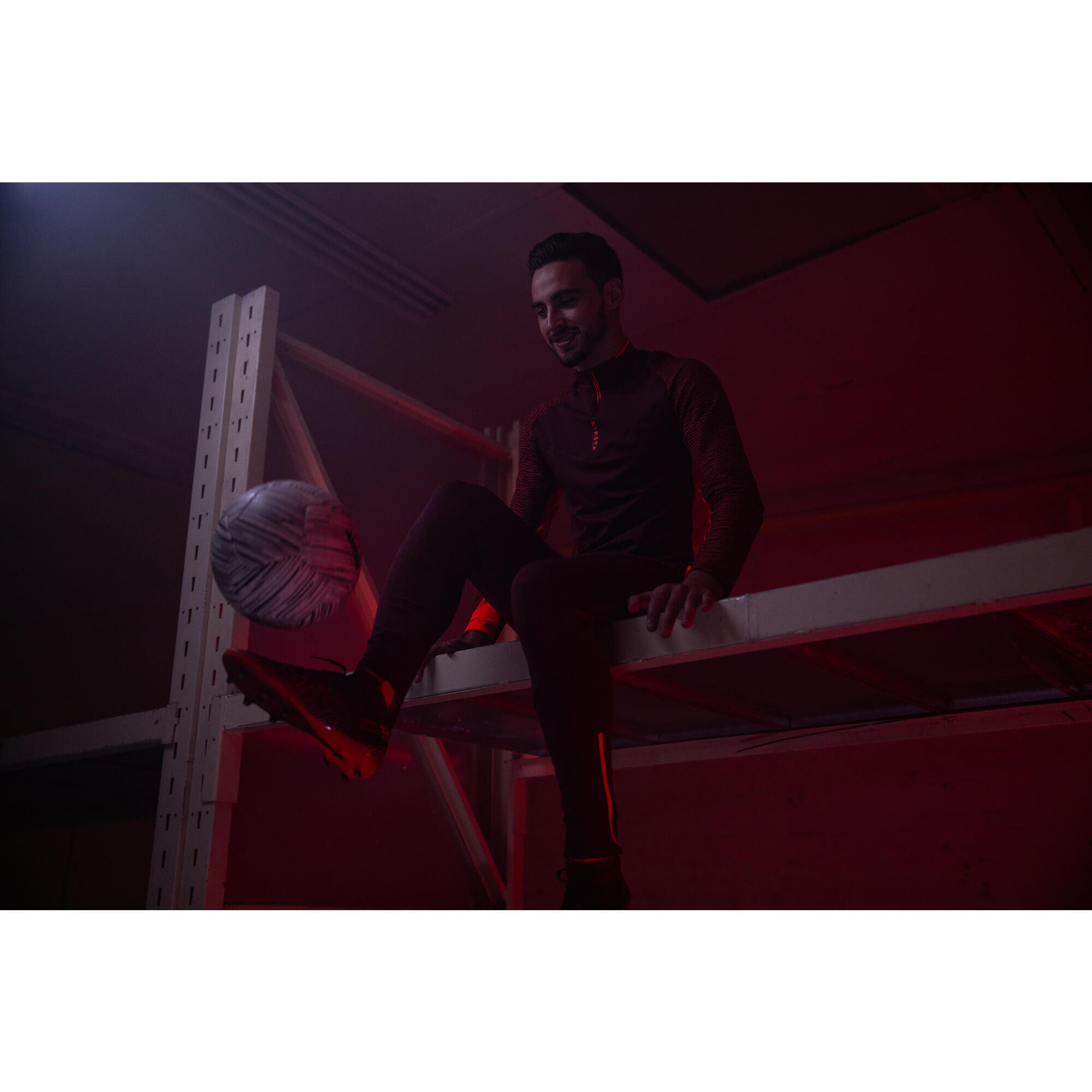 Бутсы футбольные взрослые CLR FG оранжевые KIPSTA