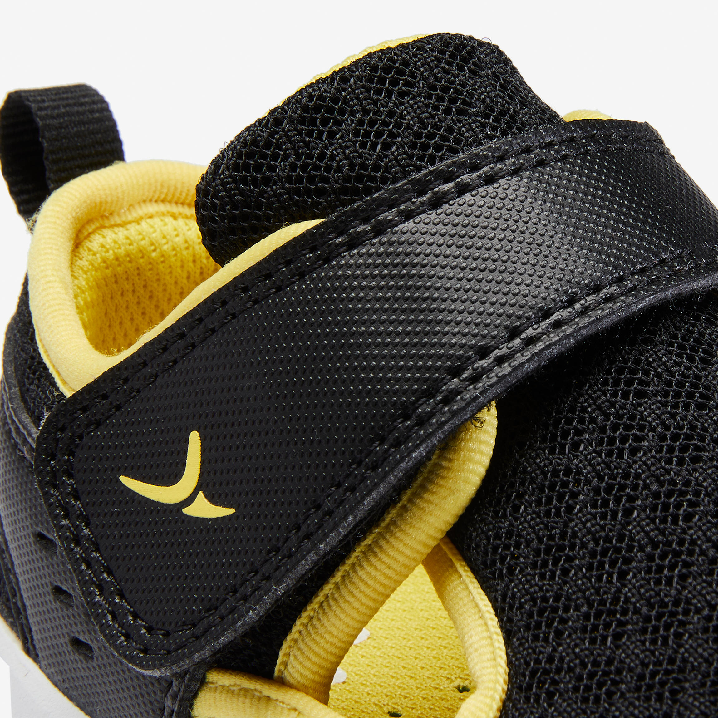 Baby Gym Shoes 700 I Move - Black/Yellow 5/6