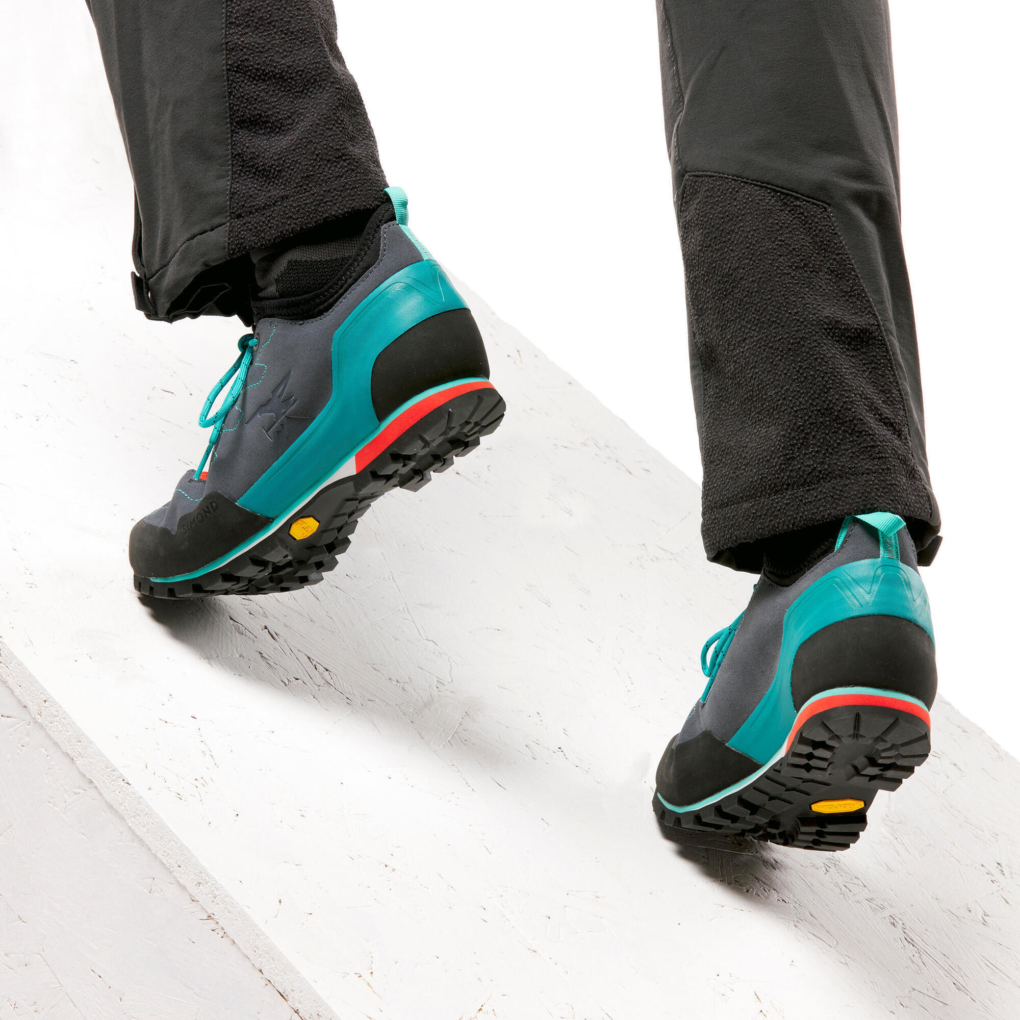 Decathlon approach best sale shoes