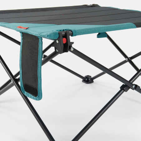 Mesa pequeña plegable baja de camping 2 personas MH100 azul