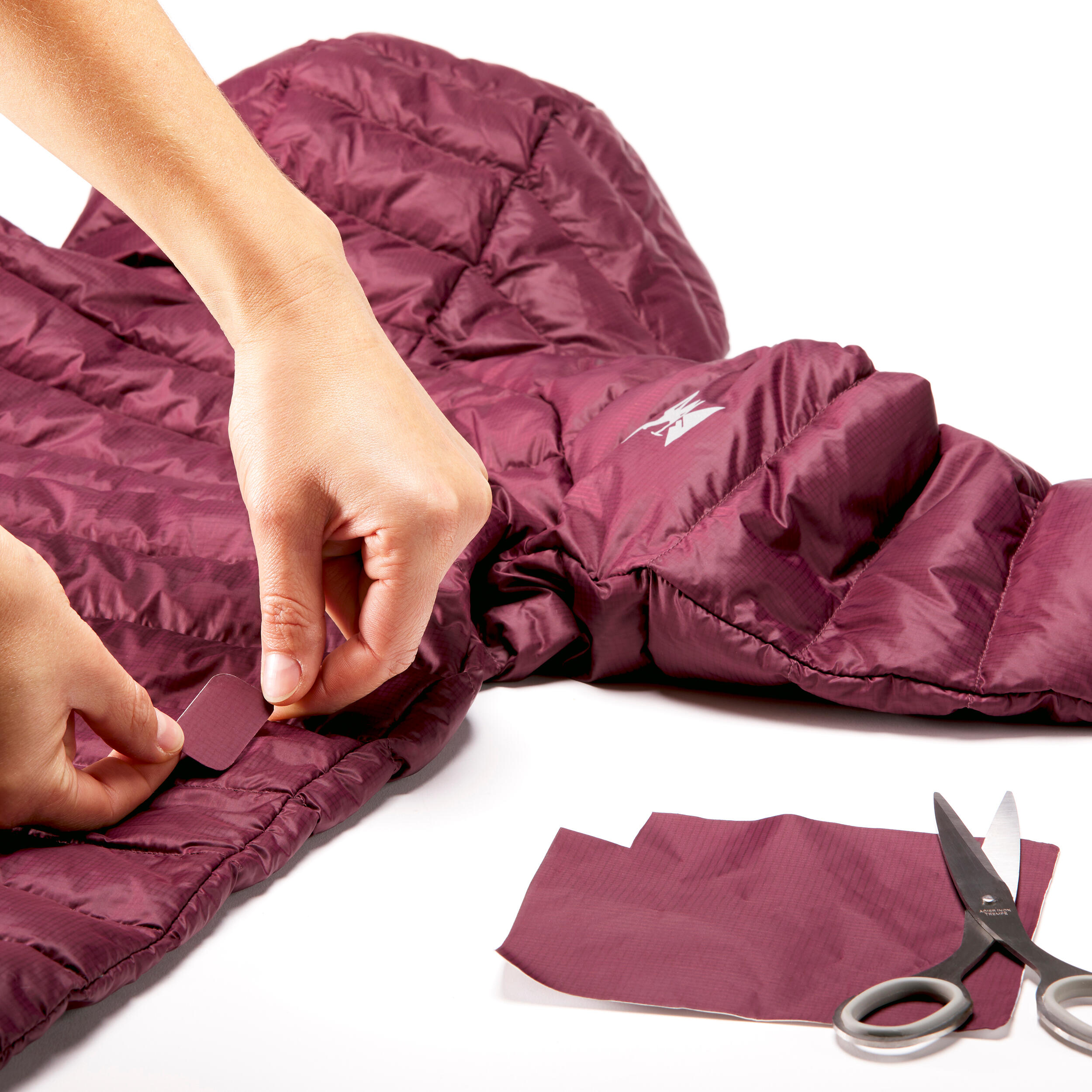 Women's Mountaineering Down Jacket - LIGHT MOUNTAINEERING - Burgundy 12/16