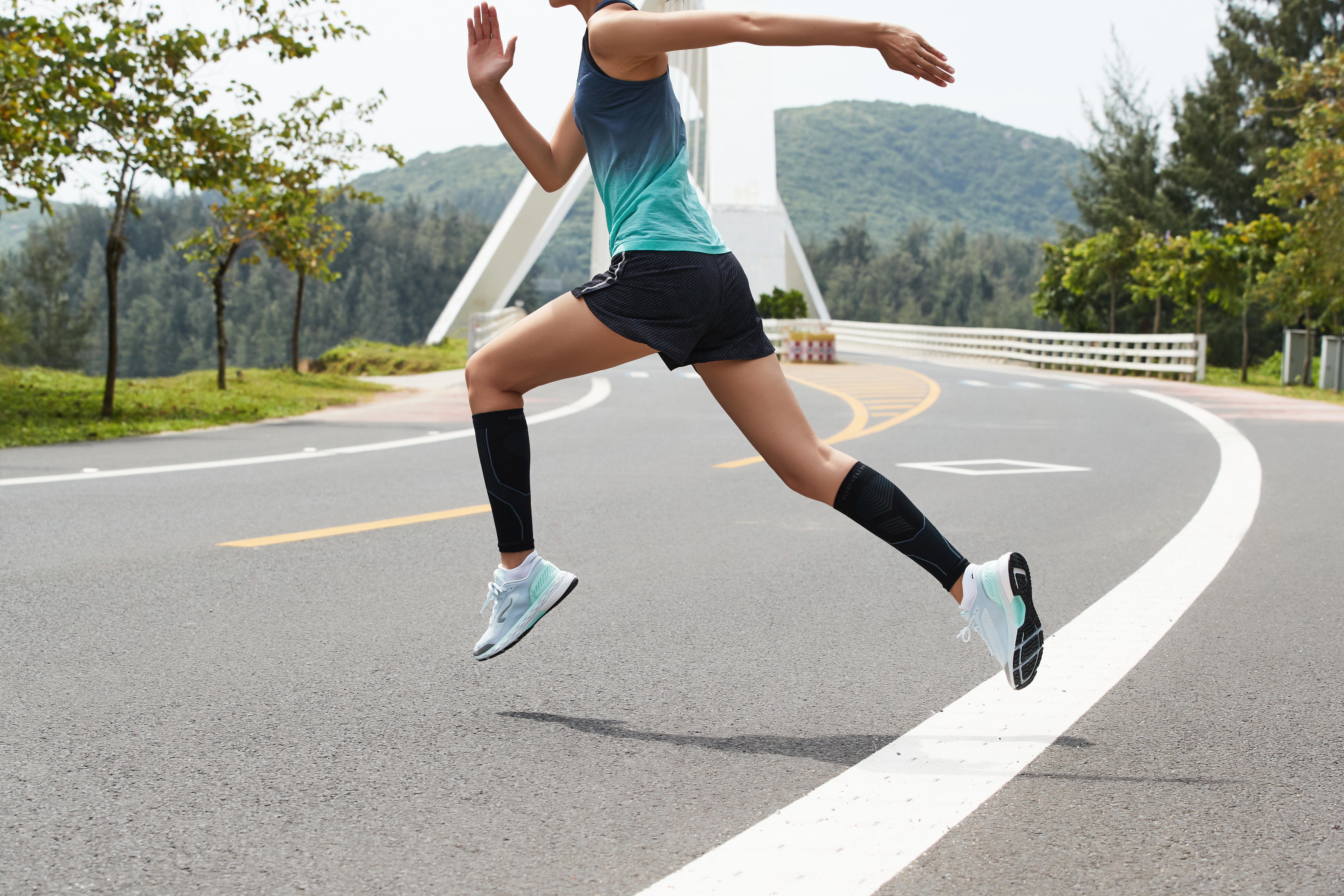 running with compression sleeves