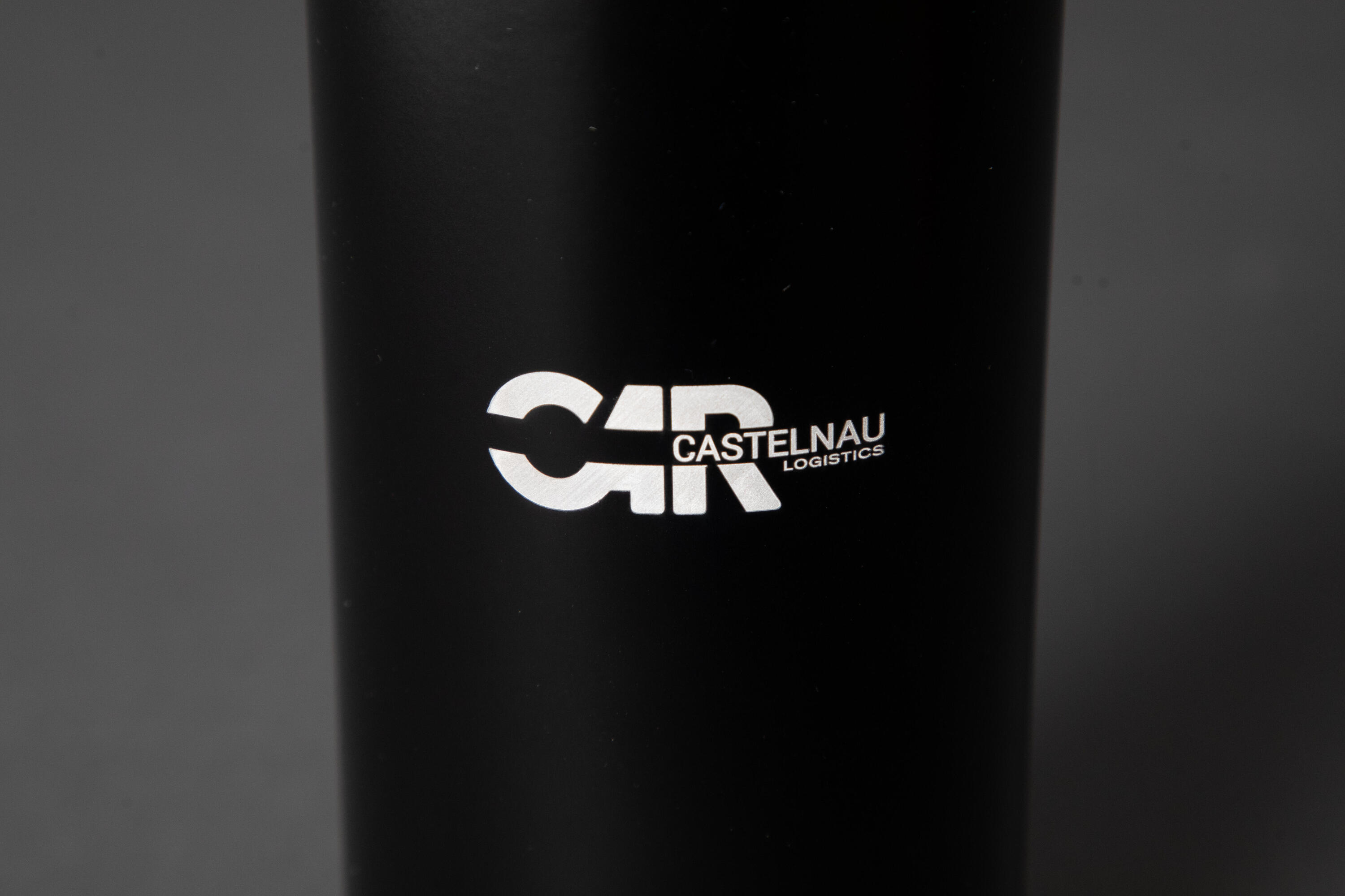 WORKSHOP Incisione coltello/borraccia LOGO x1