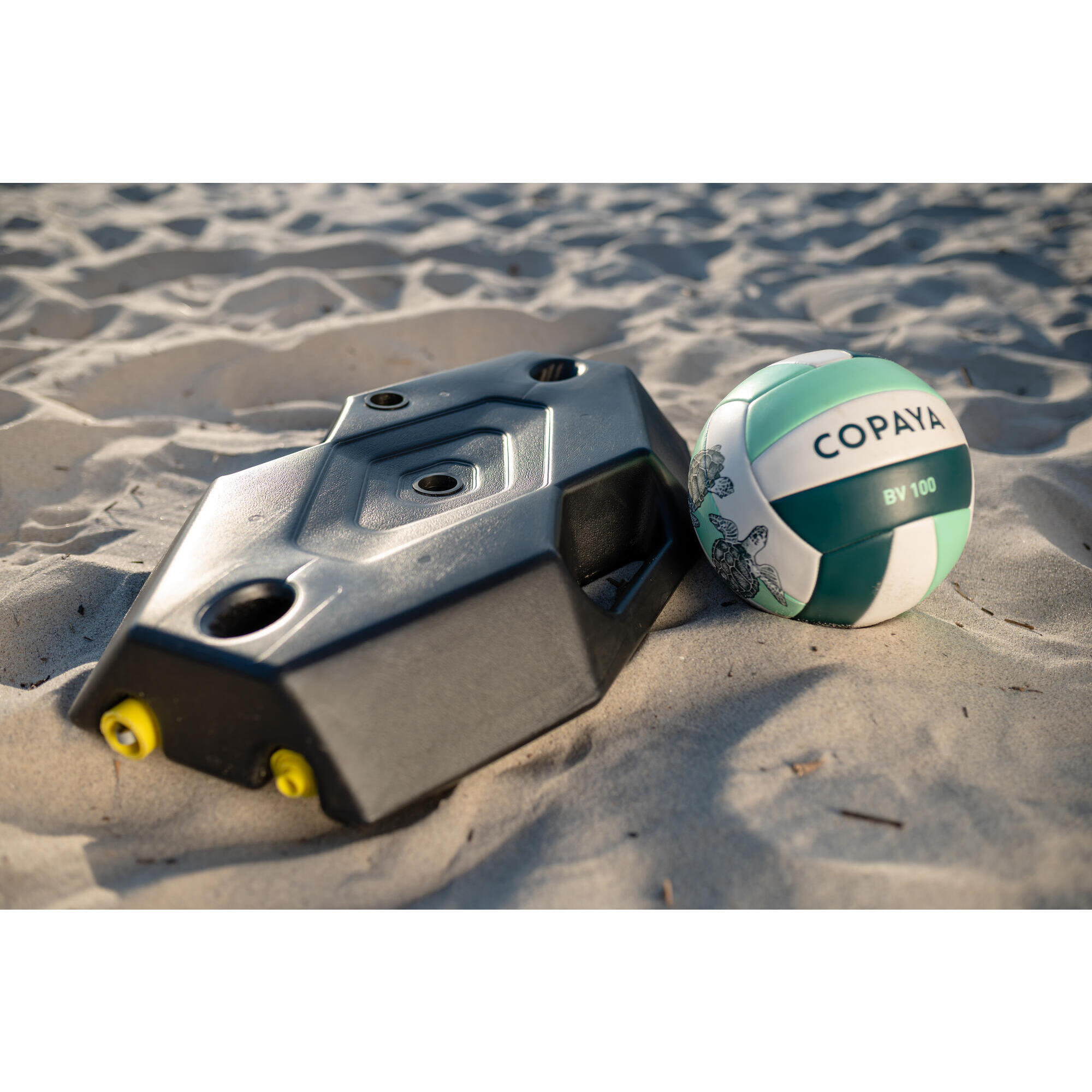 BV100 introductory beach volleyball set (net and posts)