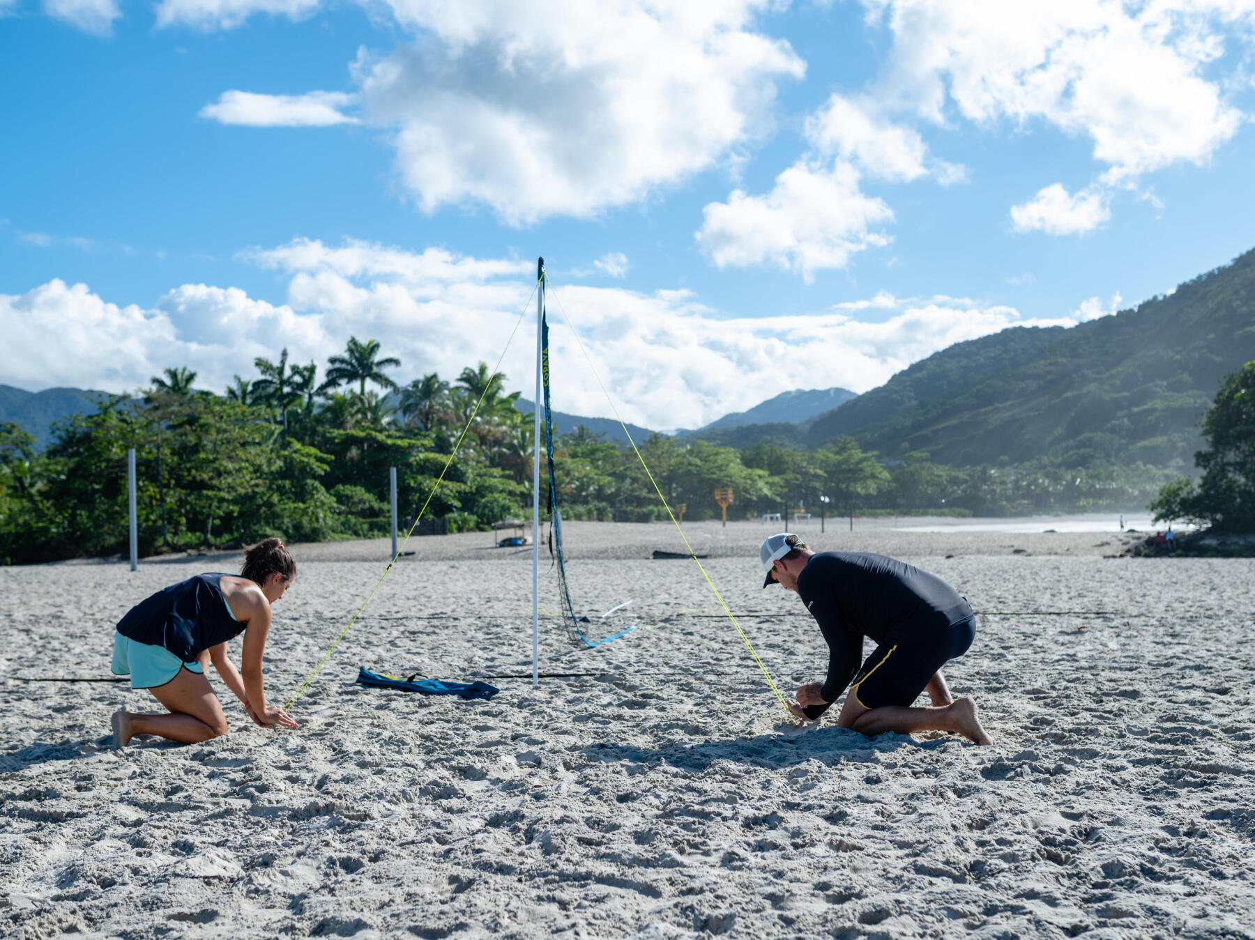 Aufbau des Beachvolleyballnetzes BV500