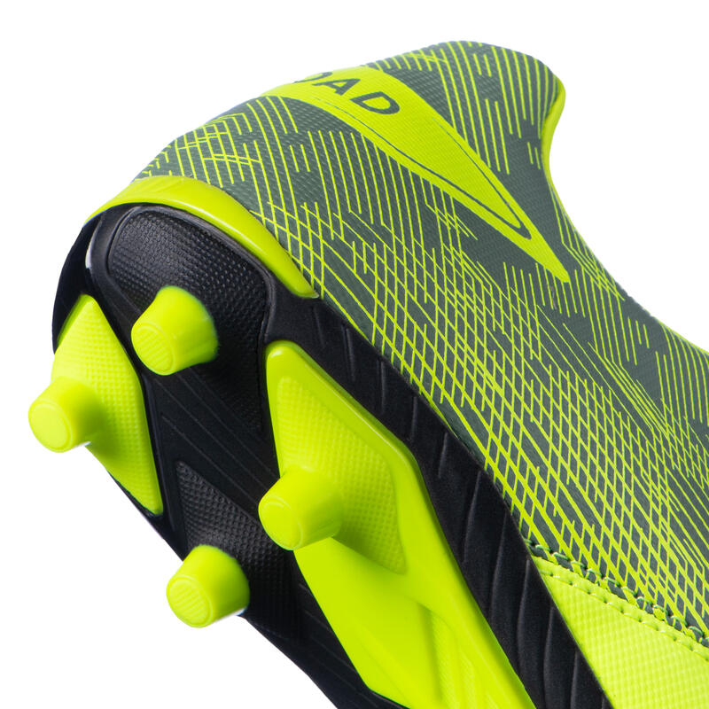 CHAUSSURES DE RUGBY MOULÉES TERRAIN SEC R500 ENFANT jaune