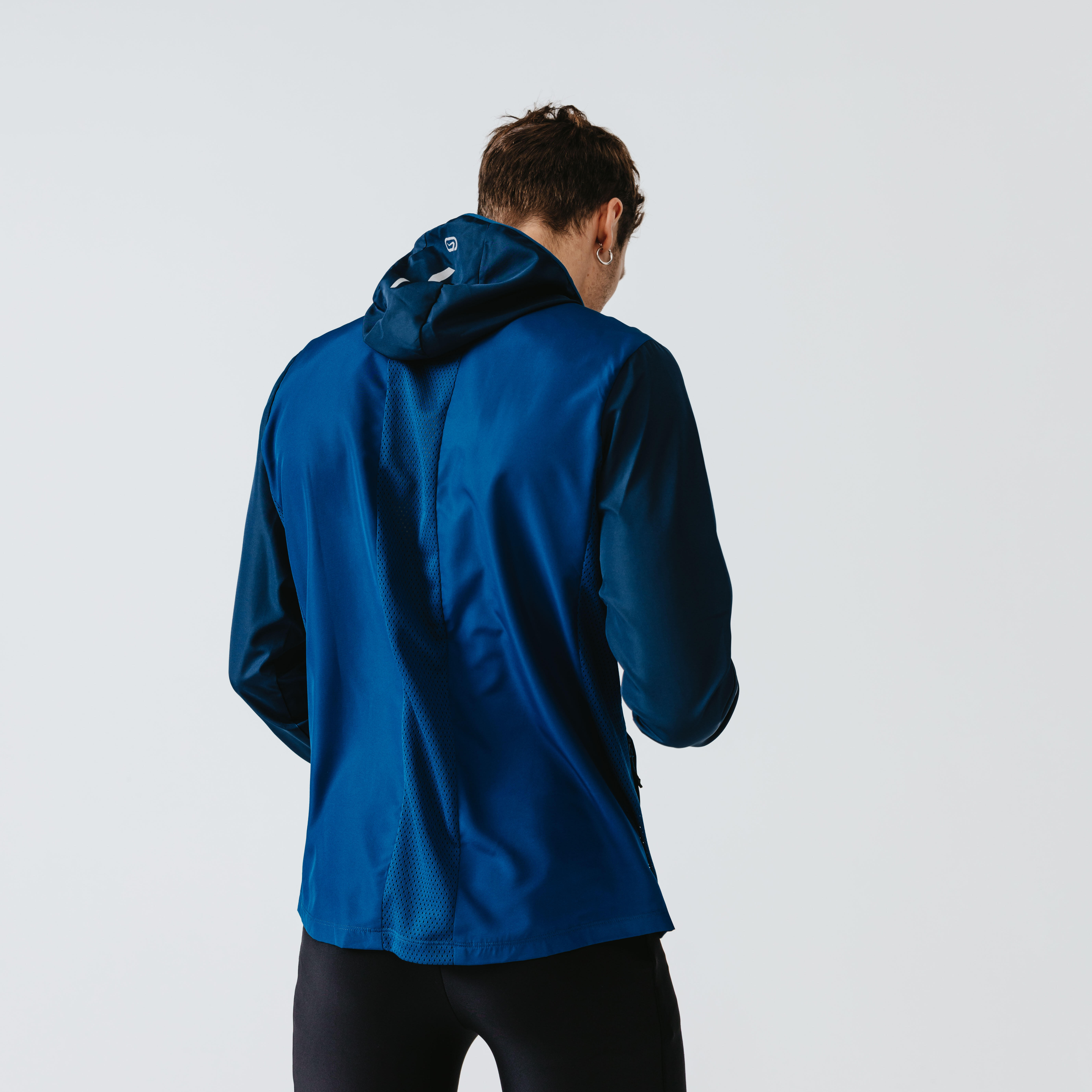 Men Wind Jacket Running Prussian blue DecathlonB2B