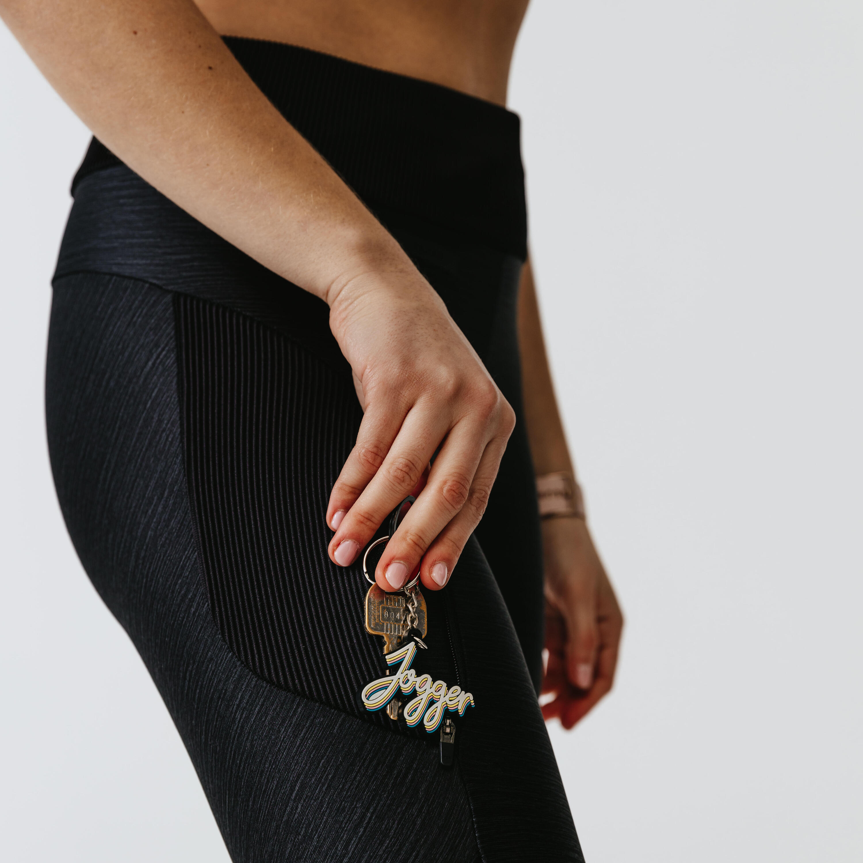 Women's breathable short running leggings Dry+ Feel - black 10/31