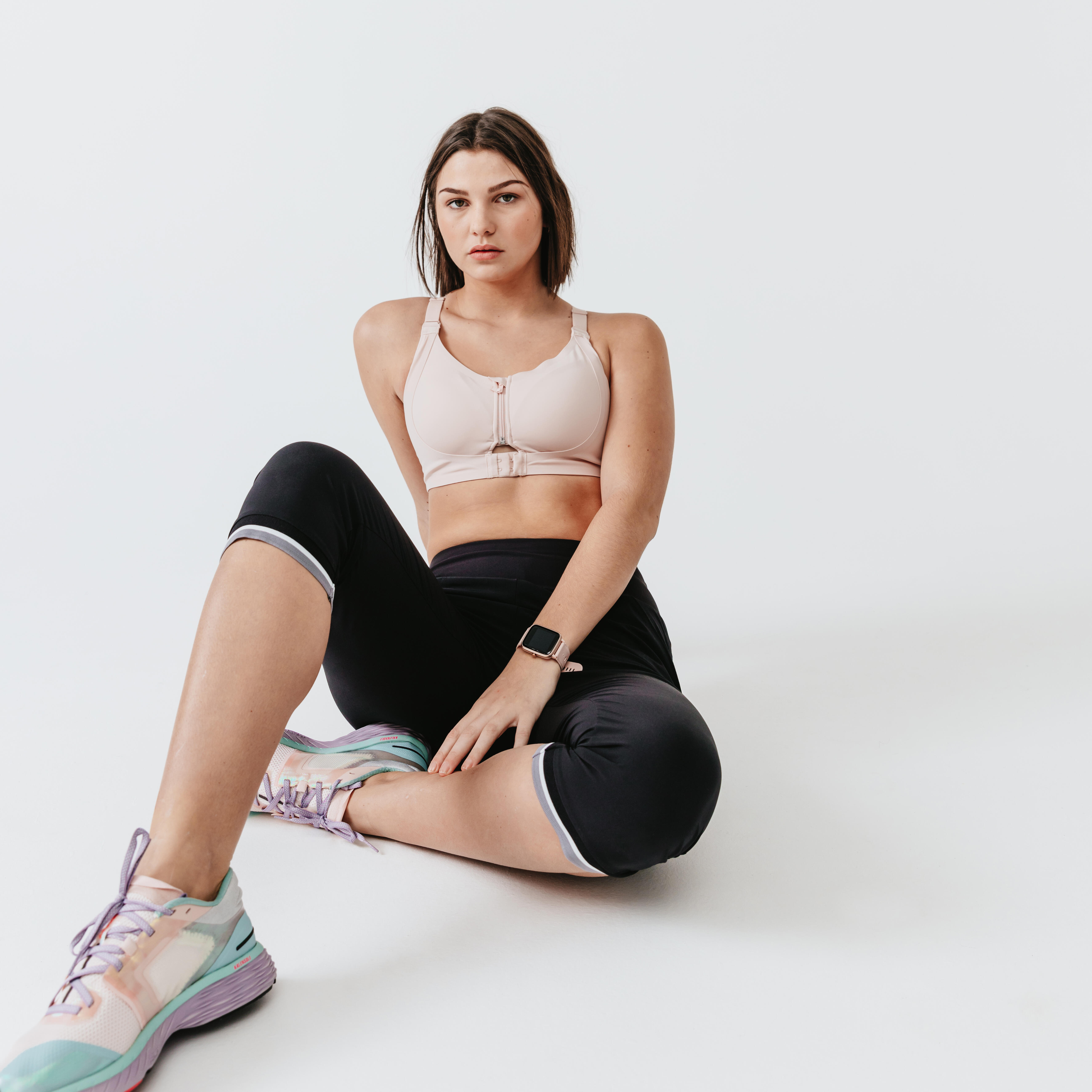 БРИДЖИ СВОБОДНЫЕ ДЛЯ БЕГА ЖЕНСКИЕ RUN DRY ЧЕРНЫЕ KALENJI