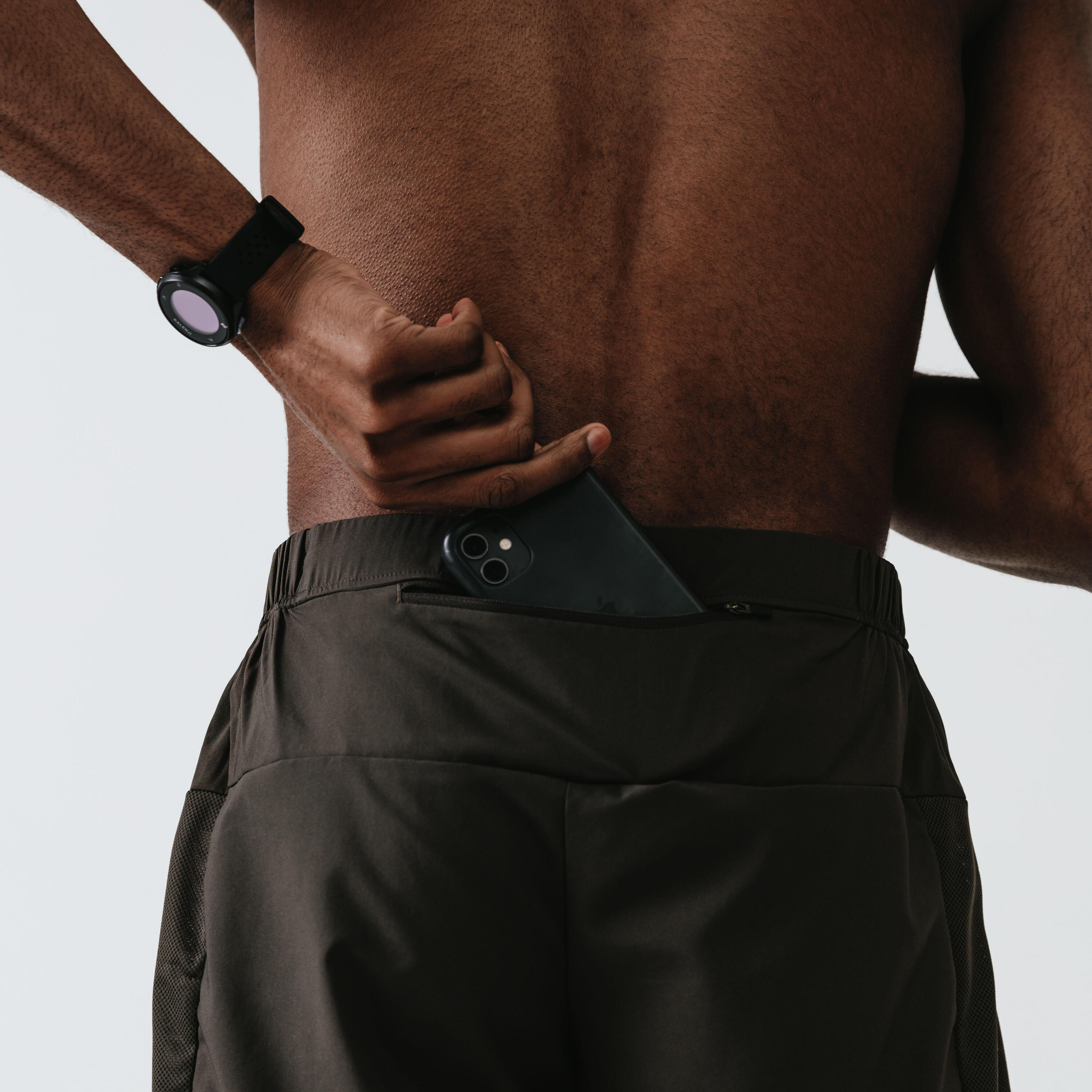 KALENJI DRY+ MEN'S BREATHABLE RUNNING SHORTS - DARK KHAKI 4/9