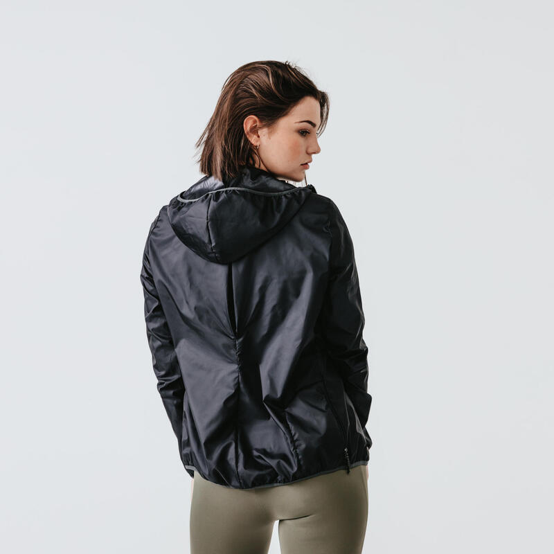 Chaqueta cortaviento running Mujer negro