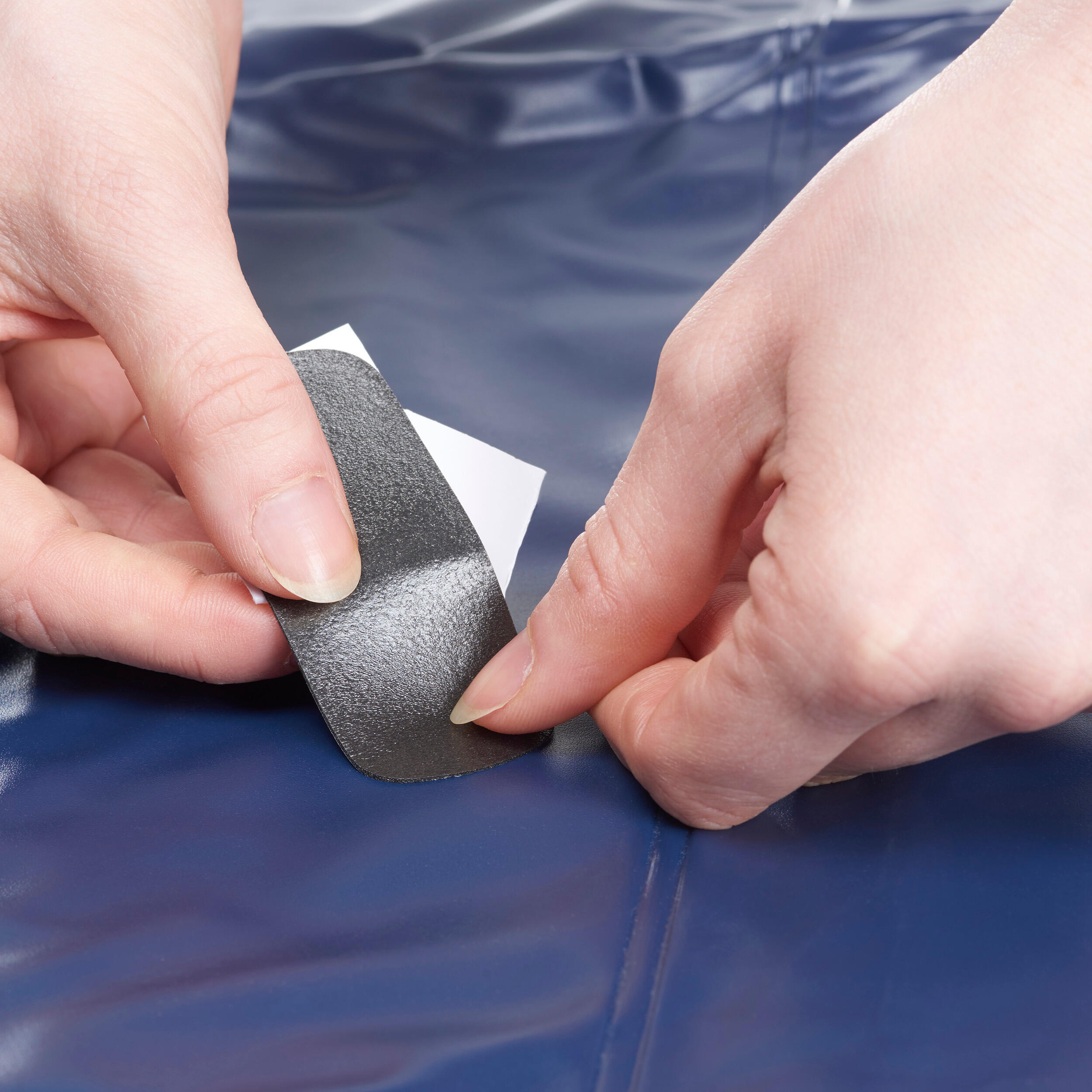 3 large adhesive patch kit - Inflatable mattress repair - 7cm x 3 cm 3/3