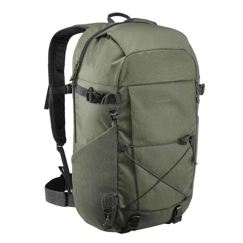 Mochila de montaña y trekking 30L Quechua NH100. Equipaje de mano.