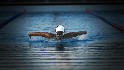 plonger-sans-perdre-ses-lunettes-de-natation.jpg