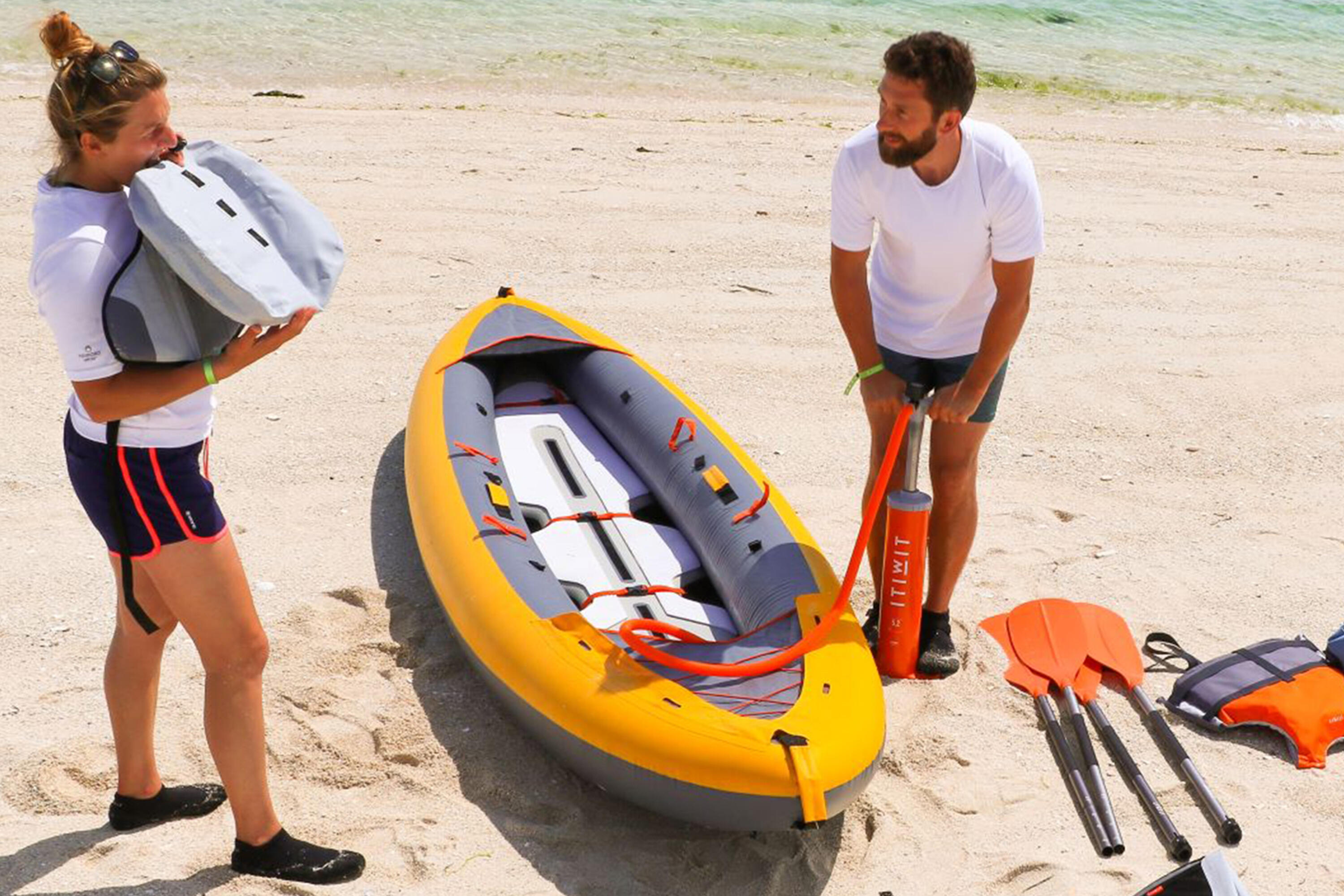 

Double Action Kayak Hand Pump 2 X 2.6L - Orange -  By ITIWIT | Decathlon