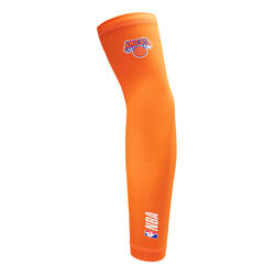Kids' Protective Basketball Elbow Guard E500 - Orange/NBA New York Knicks