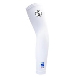 Kids' Protective Basketball Elbow Guard E500 - White/NBA Brooklyn Nets