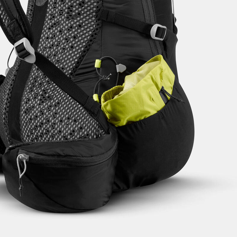 Rucsac foarte ușor Drumeție Rapidă FH500 17L Negru