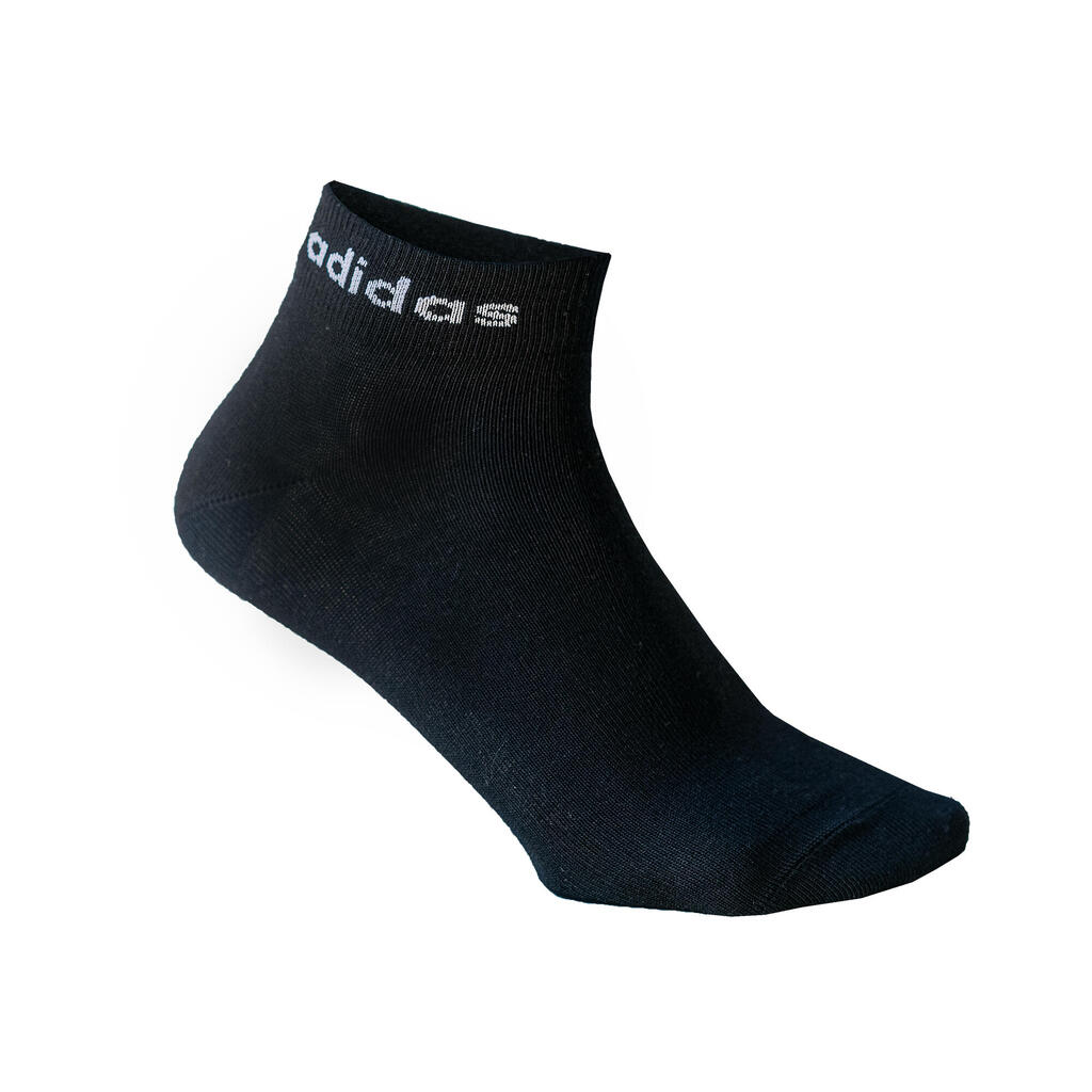 Vidutinio ilgio sportinės kojinės, pakuotėje 3 vienetai, juoda / balta / pilka