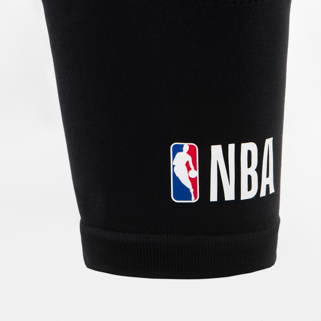 Rodillera de baloncesto NBA para adulto Tarmak NBA KP500 negro