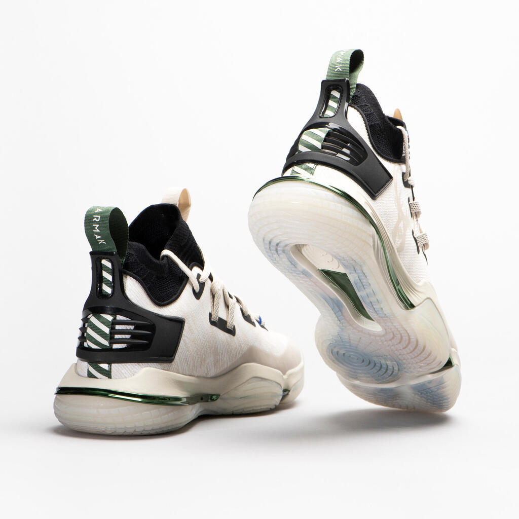 Mid-Rise Basketball Shoes SE900 - Beige/NBA Milwaukee Bucks
