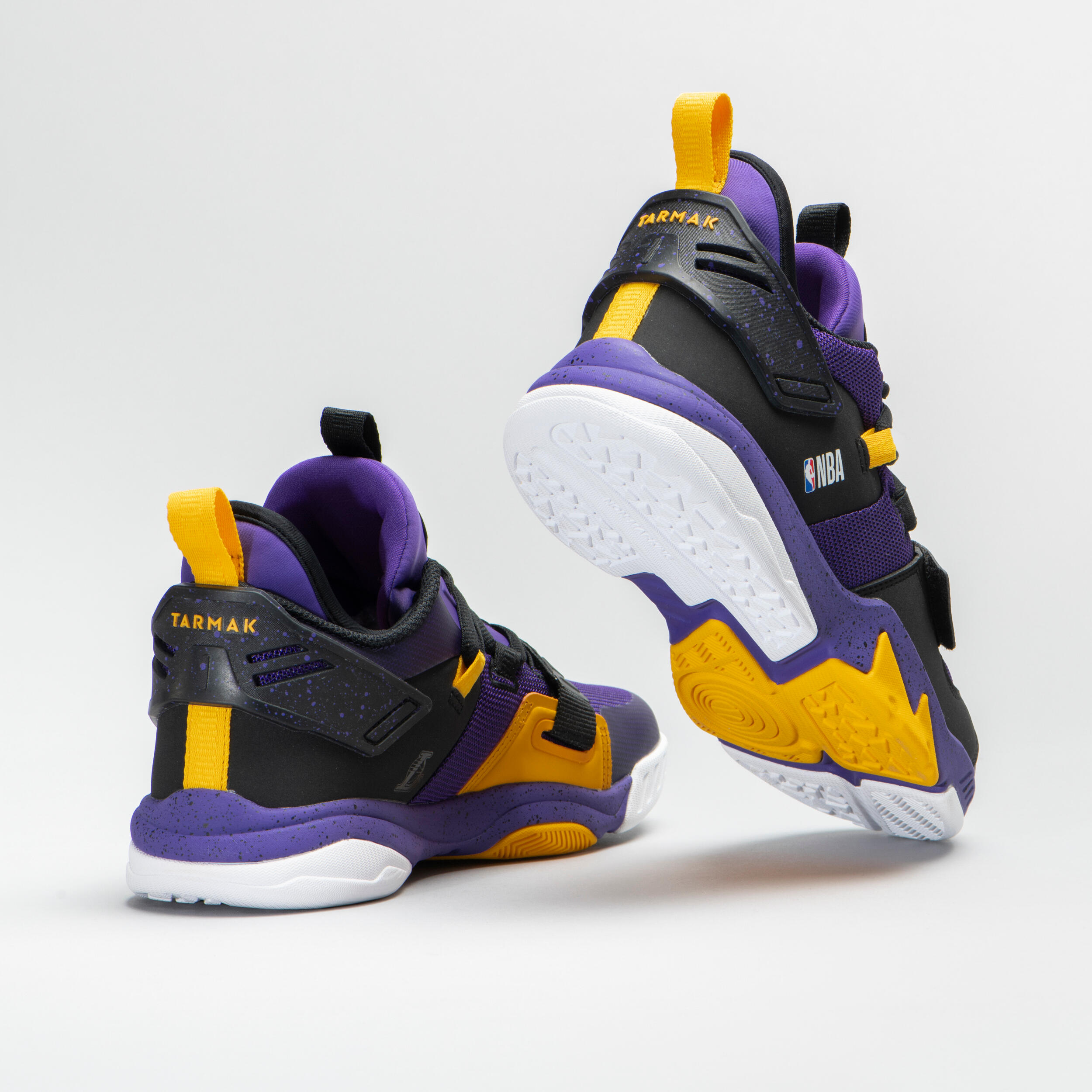 kids purple basketball shoes
