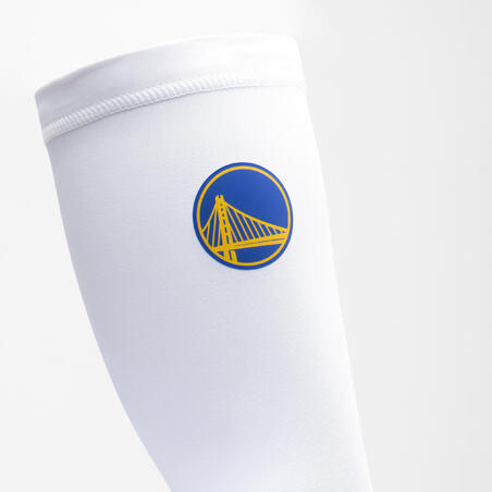 РУКАВ БАСКЕТБОЛЬНЫЙ E500 / NBA GOLDEN STATES WARRIORS