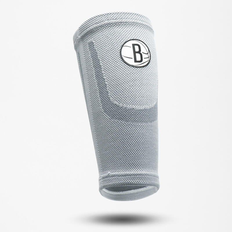 Pantorrillera Baloncesto Tarmak SOFT 300 NBA Nets Adulto Blanco