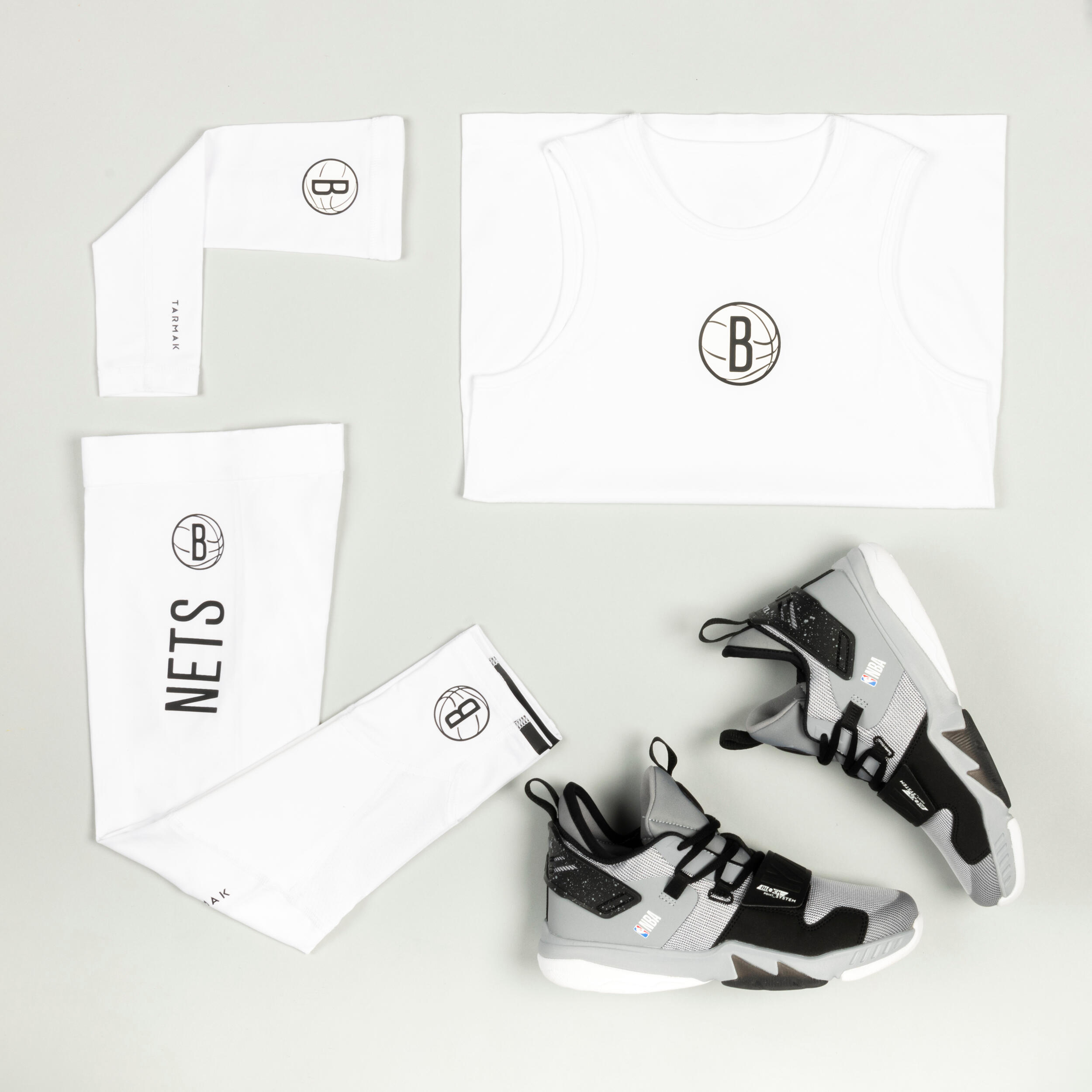 Kids' Intermediate Basketball Shoes SS500M - White/NBA Brooklyn Nets 6/7