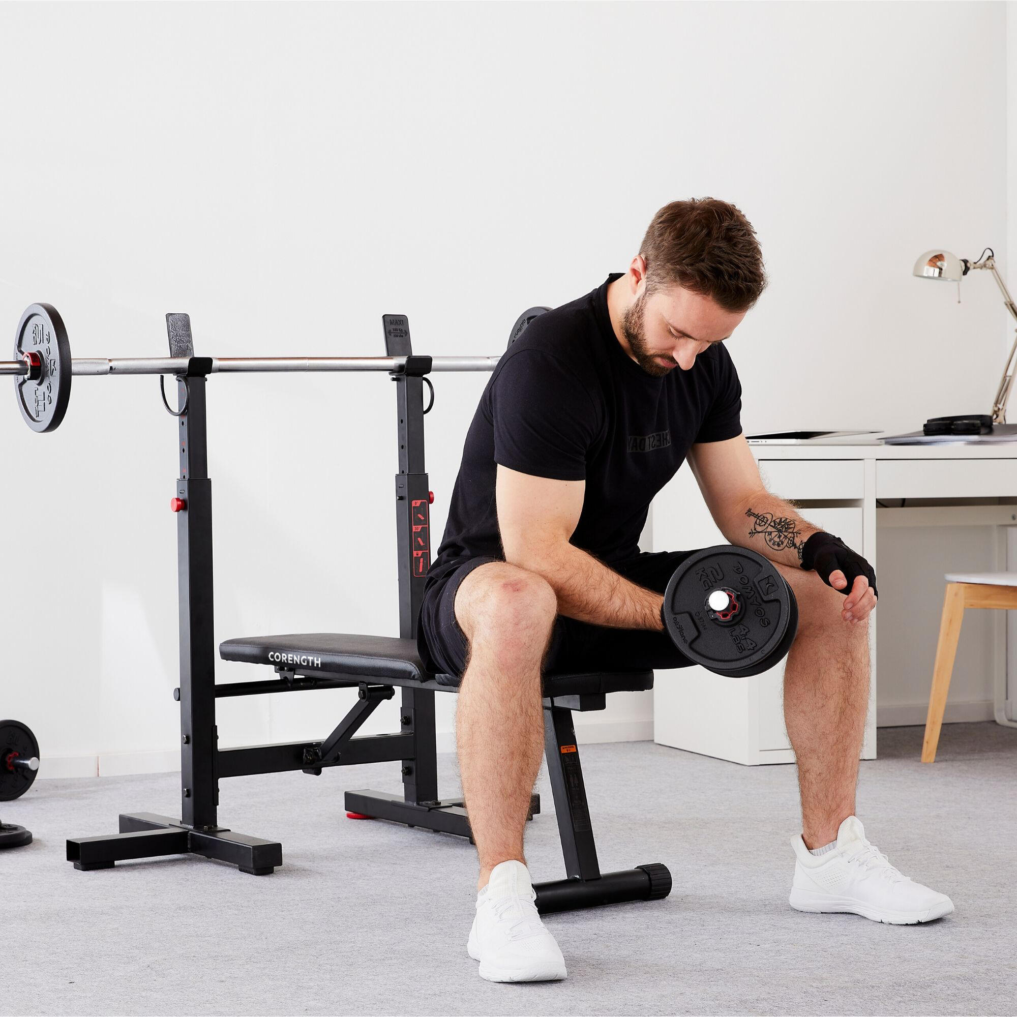 Tiltable and foldable weight bench with adjustable pegs Decathlon