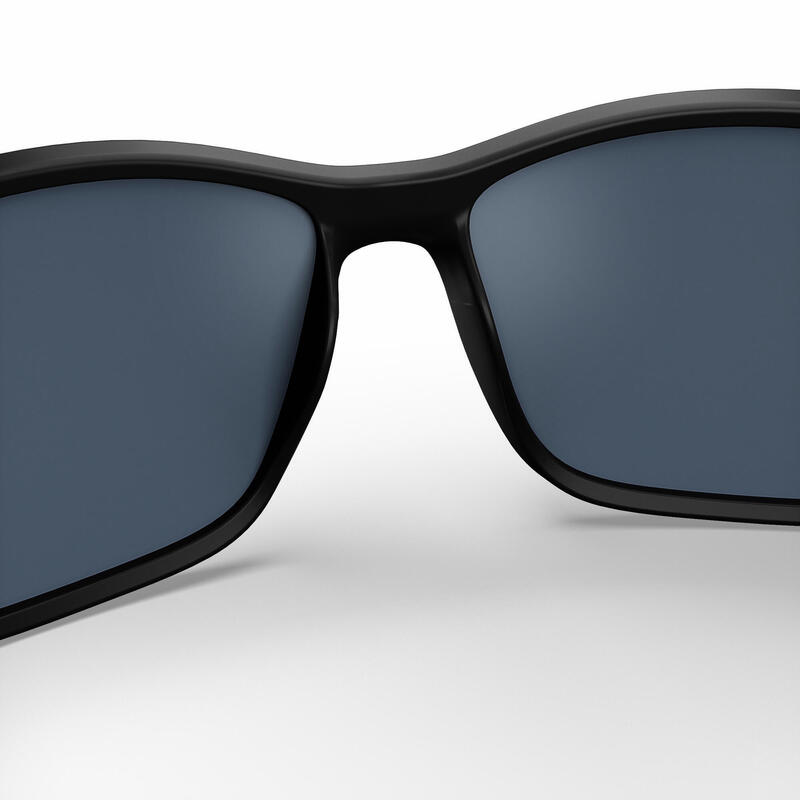 Turistické sluneční brýle MH 120 kategorie 3 černé