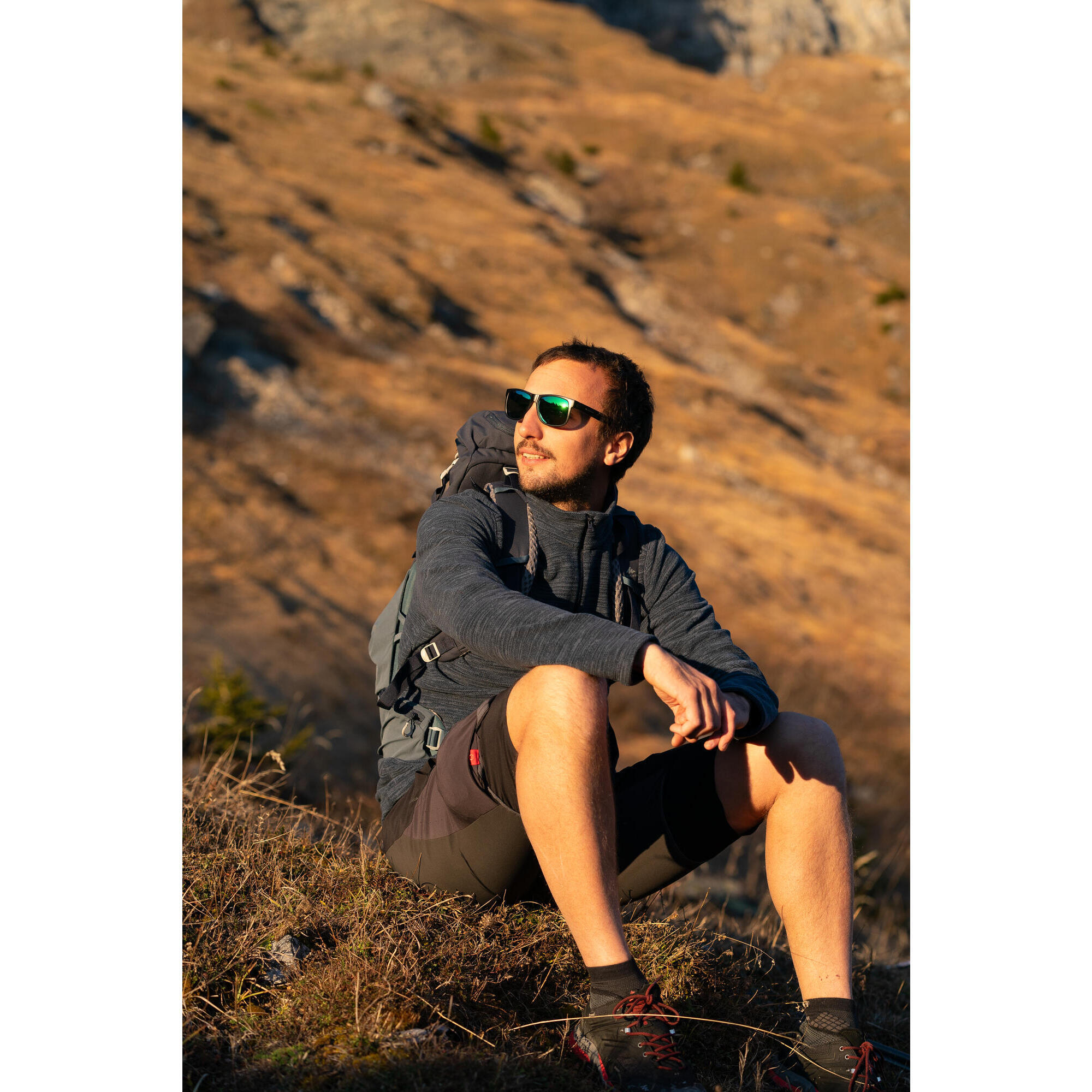 Очки солнцезащитные походные категория 3 для взрослых поляризованные MH140 QUECHUA