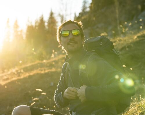 Brille auf dem Berg
