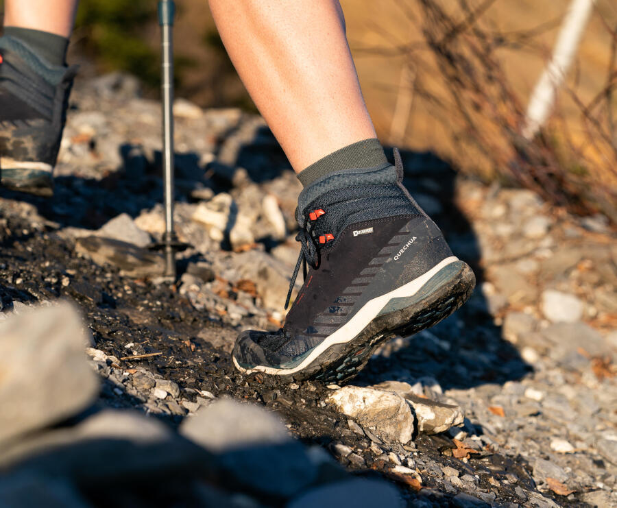 HOW TO CHOOSE HIKING BOOTS OR SHOES