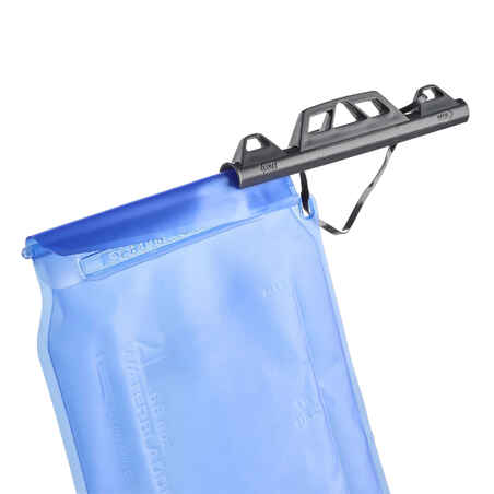 Water bag with isothermal tube - 2 litres - MT500