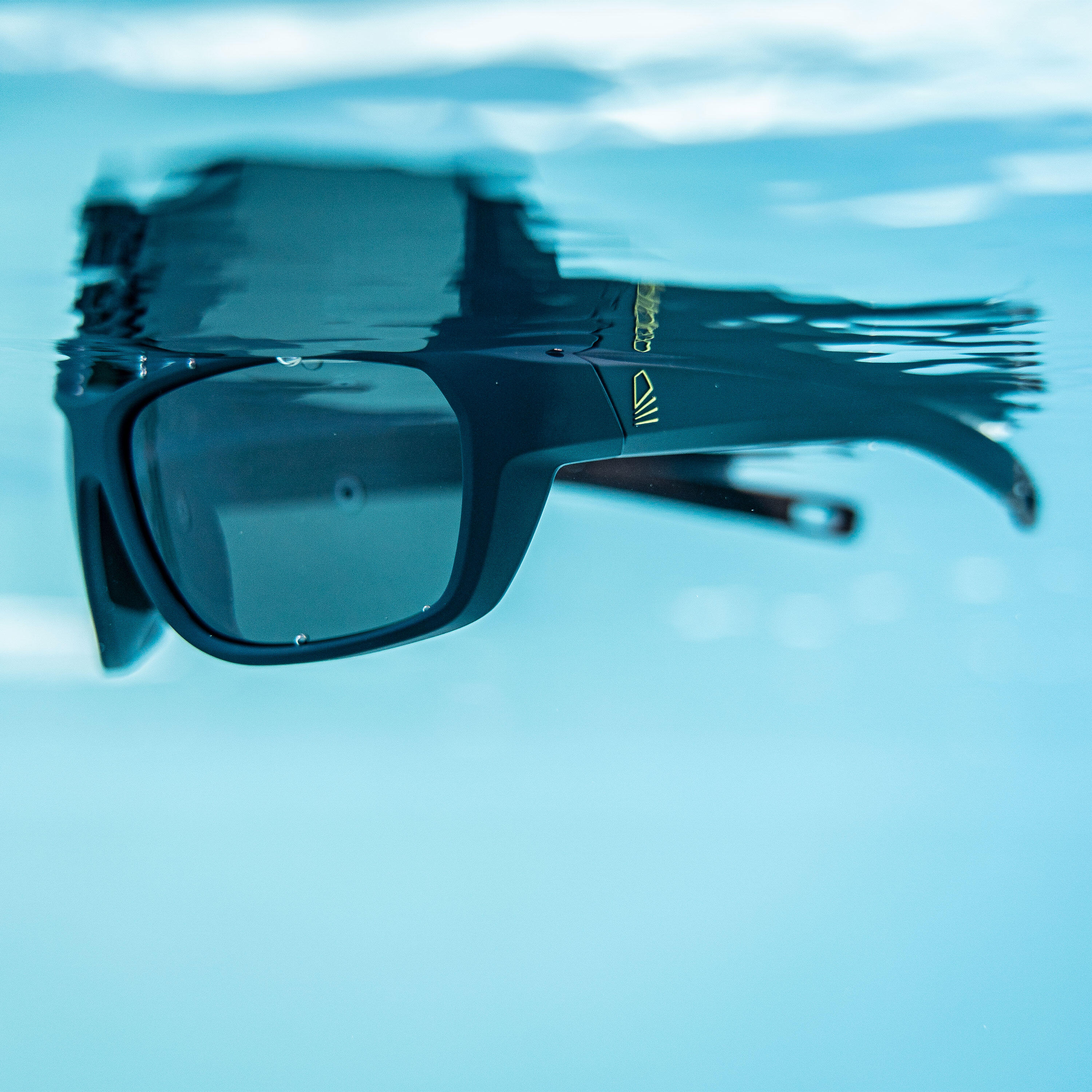 Adult Sailing Floating Polarised Sunglasses 500 Petrol