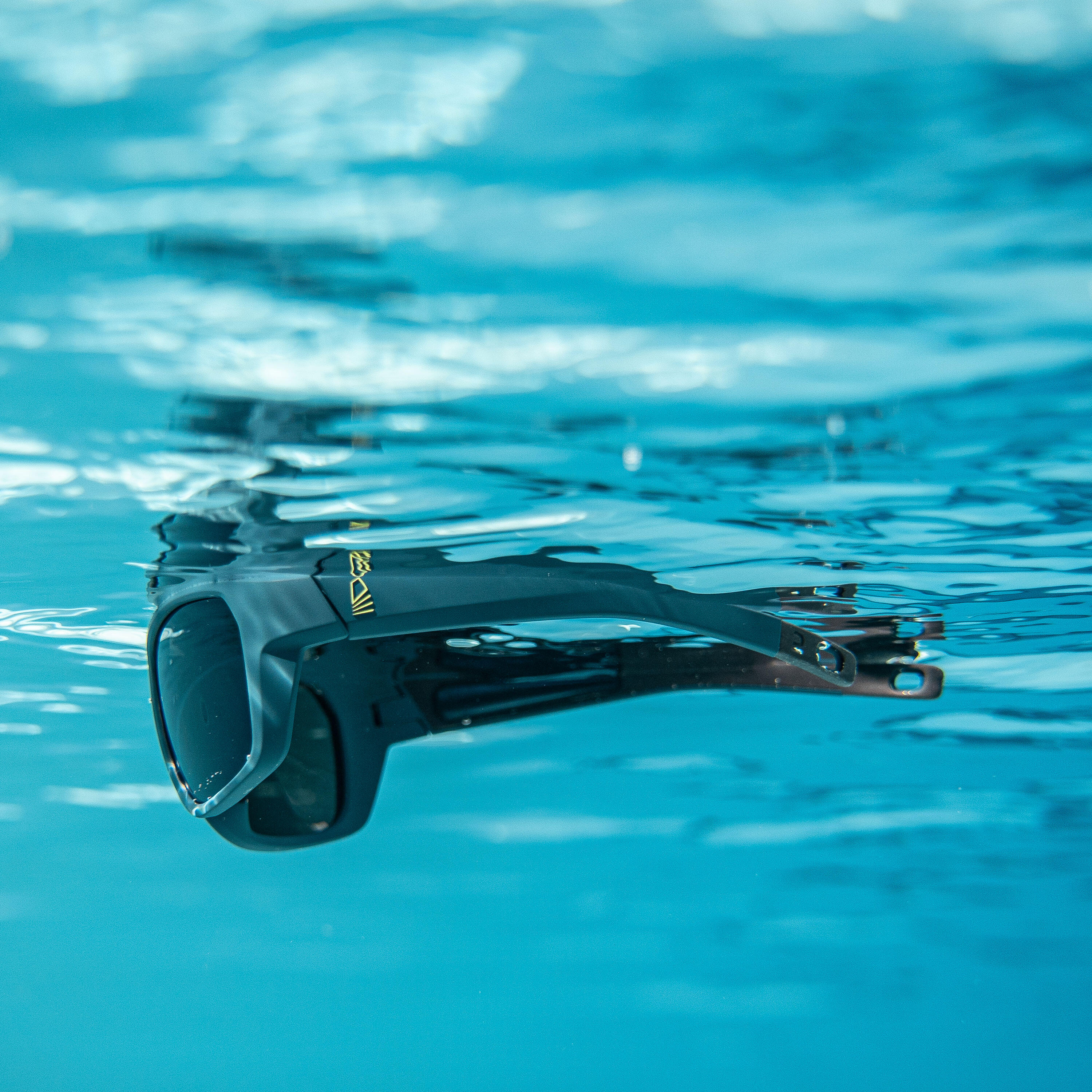 Adult Sailing Floating Polarised Sunglasses 500 Petrol