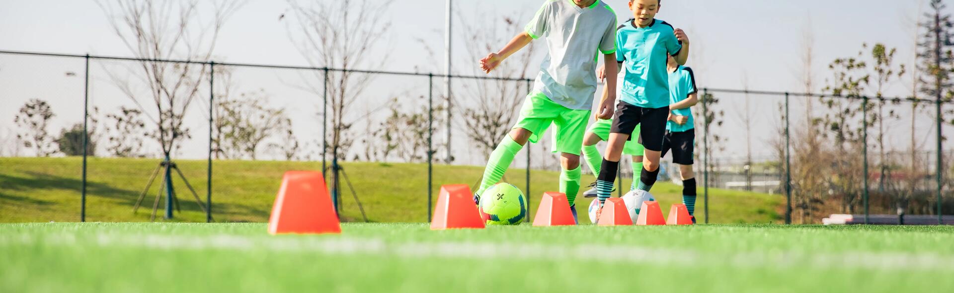 Football | Improve your training and recovery with the right gear